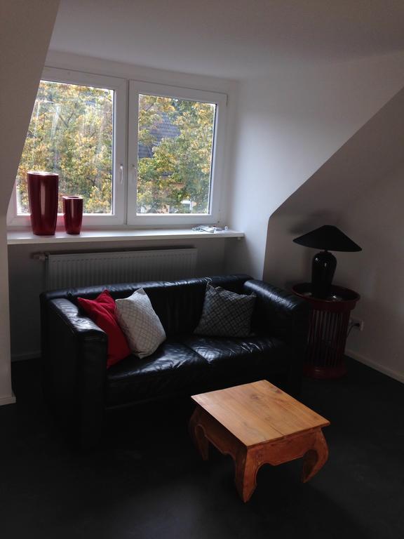 Moltke 120 Apartment Dusseldorf Room photo